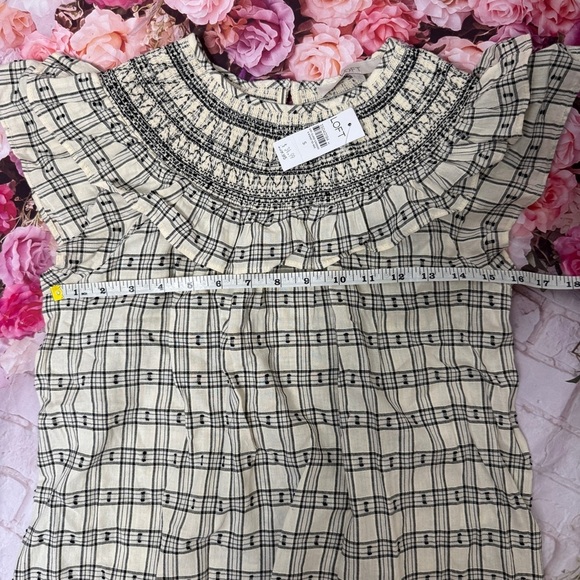 LOFT Black and White Smocked Ruffled Blouse size S - Picture 6 of 7